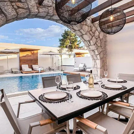 Kallithea Luxury -aphrodite- *