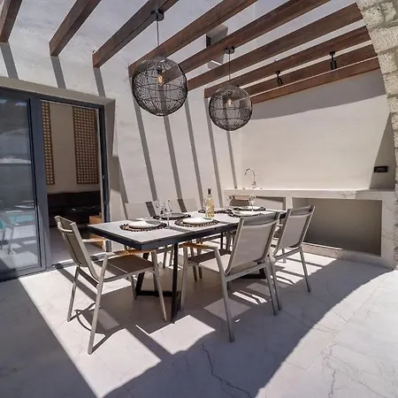 Kallithea Luxury -aphrodite- *