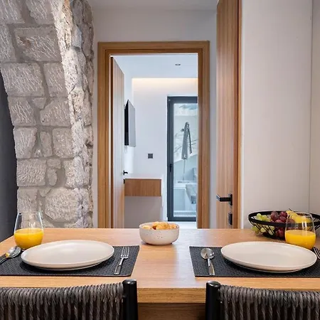 Kallithea Luxury -aphrodite-